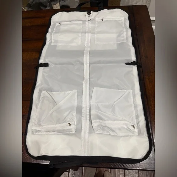 New Top Gun TGLC Garment Bag Grand Tourismo 2024/25 - Picture 3 of 3